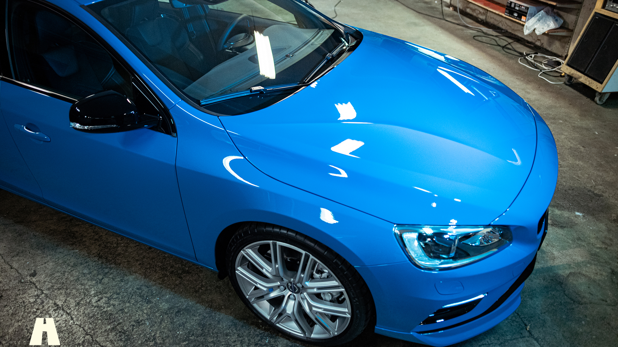 Exterior image of 2017 Volvo V60 Polestar T6