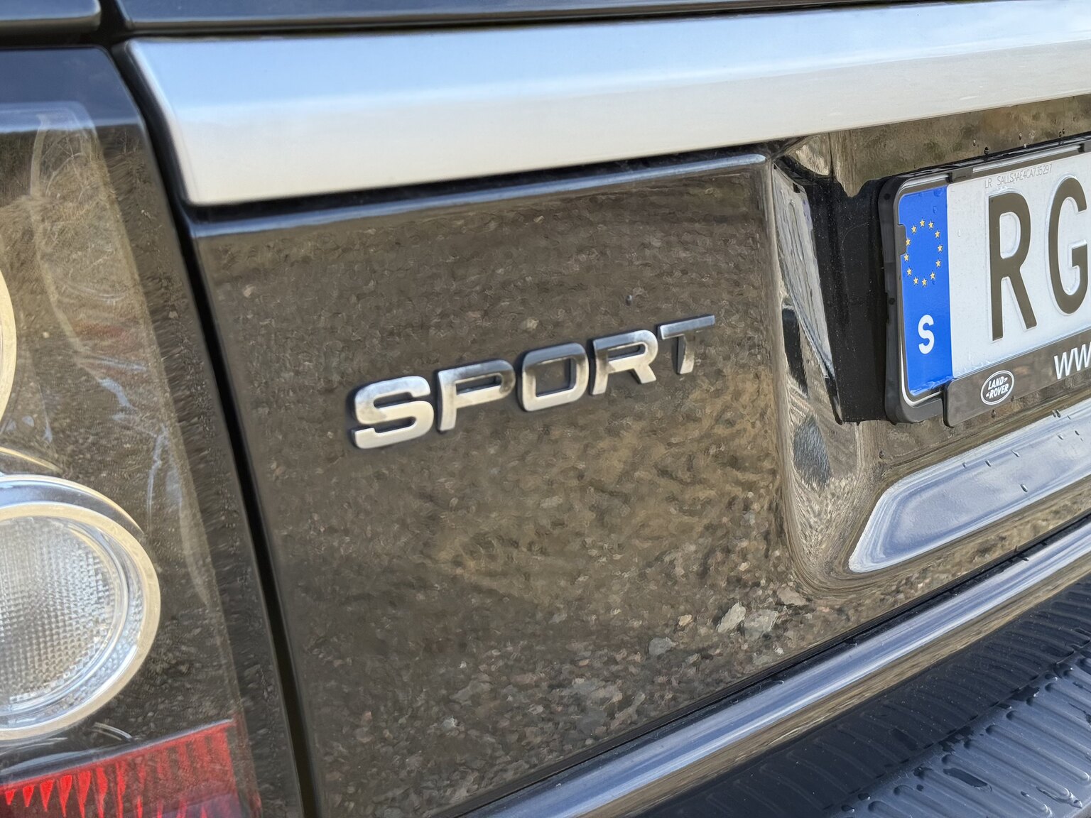 Exteriörbild på 2012 Land Rover Range Rover Sport V8