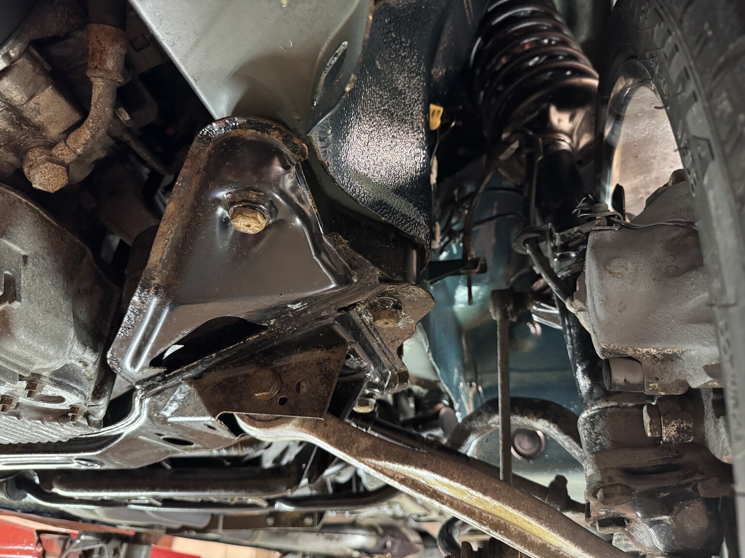 Image of 1996 BMW 520i Touring mechanics