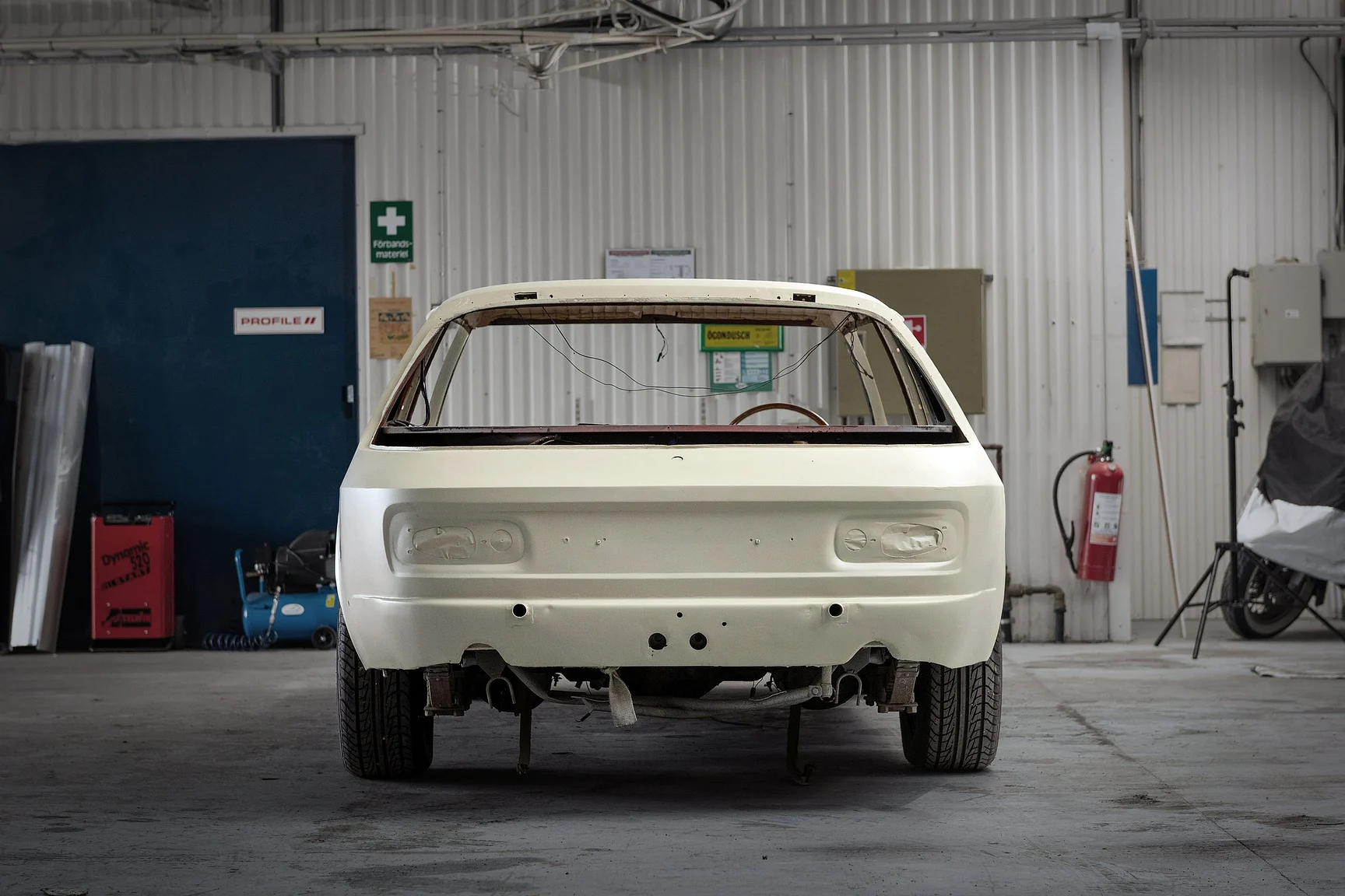 Exterior image of 1968 Jensen Interceptor (6)