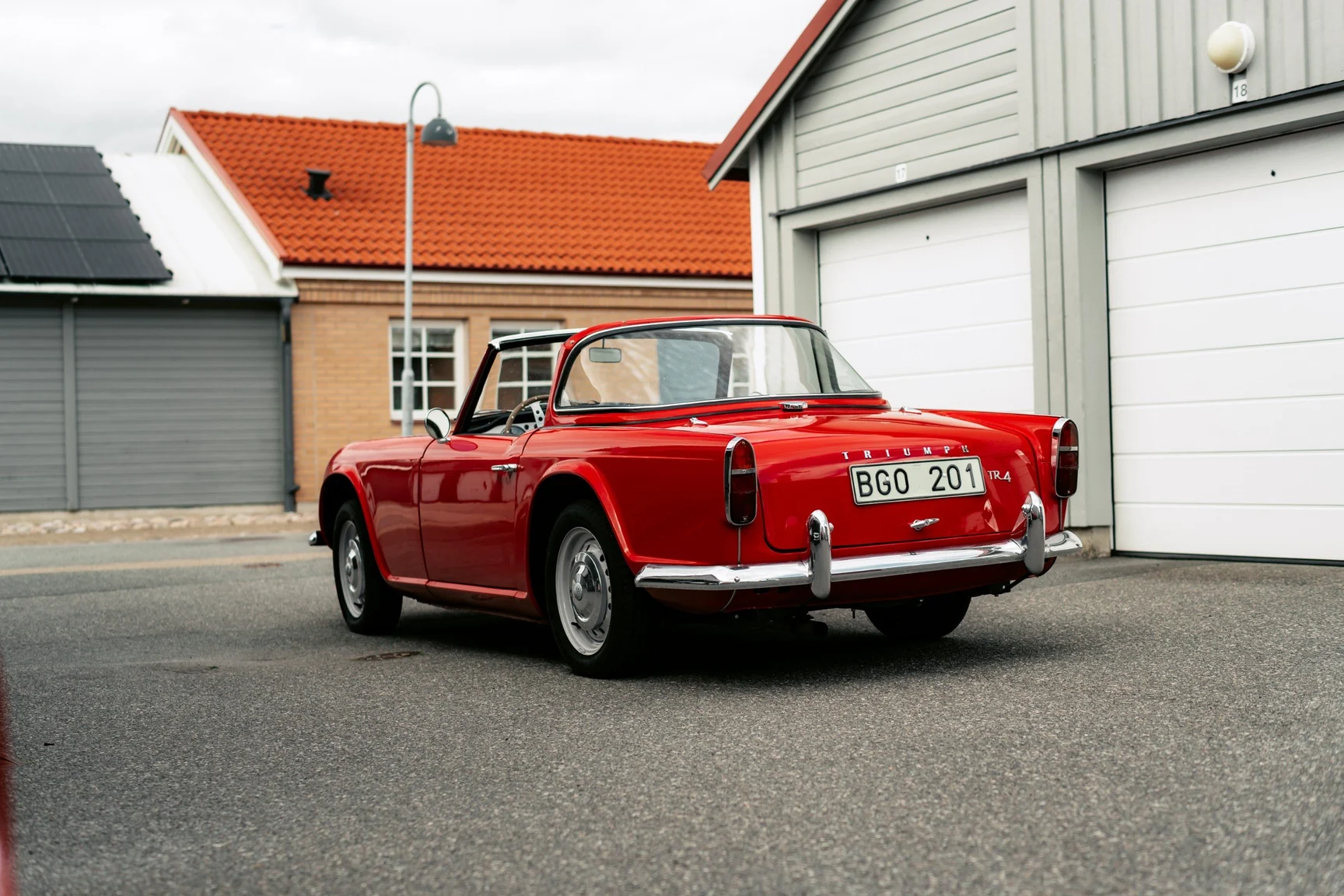 Exterior image of 1963 Triumph TR4 (15)