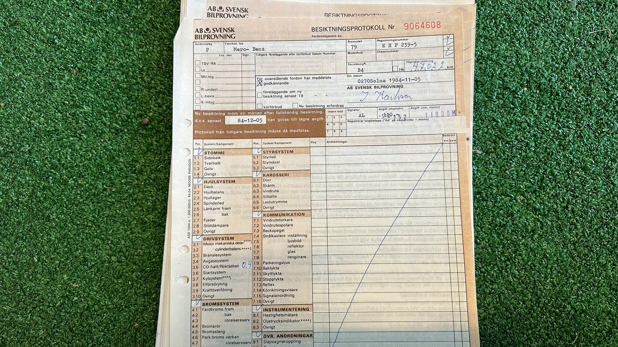Documentation for 1979 Mercedes Benz 230