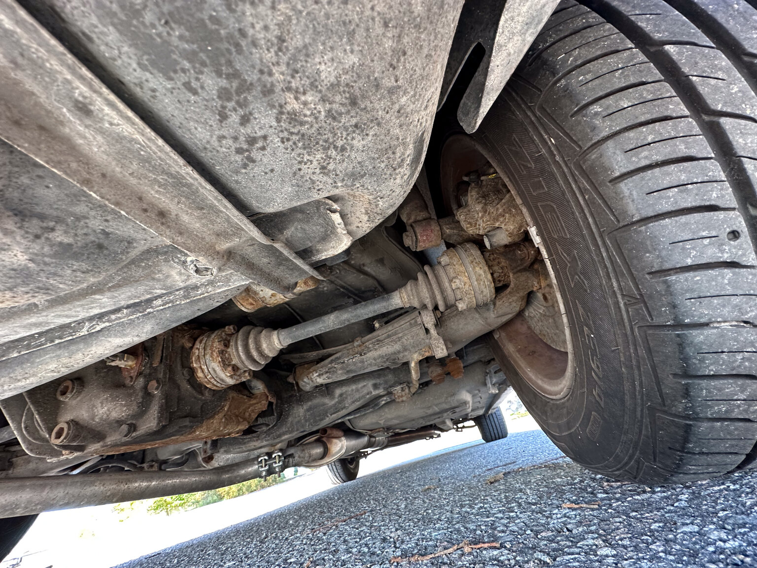 Image of 1994 BMW 520i E34 mechanics