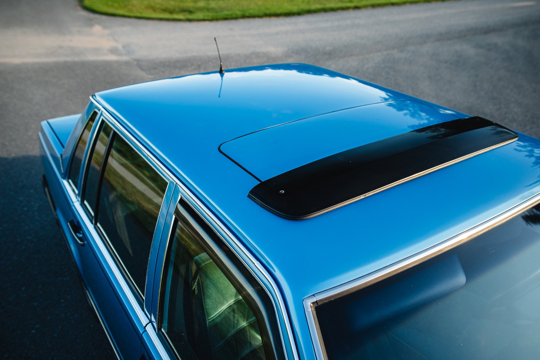 Exterior image of 1985 Volvo 760 GLE 2.8 V6 Automatisk