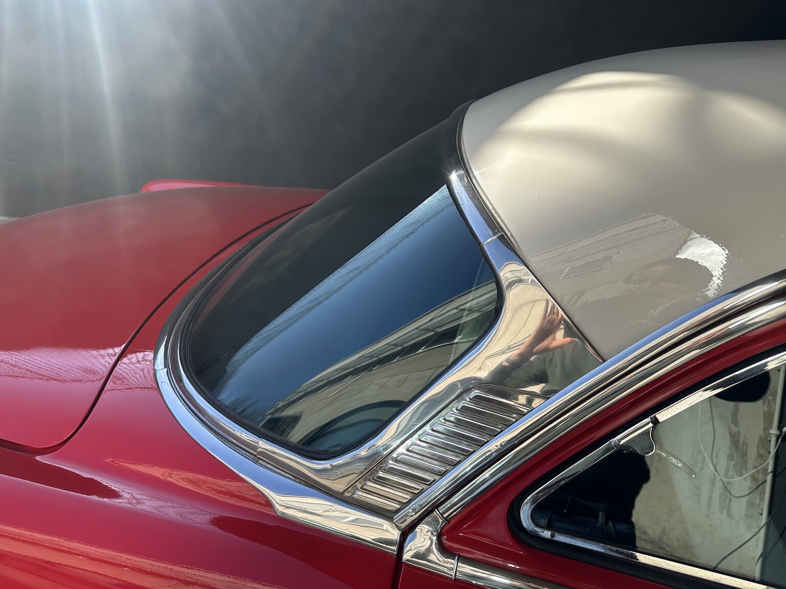 Exteriörbild på 1955 Dodge Custom Royal Sedan HEMI