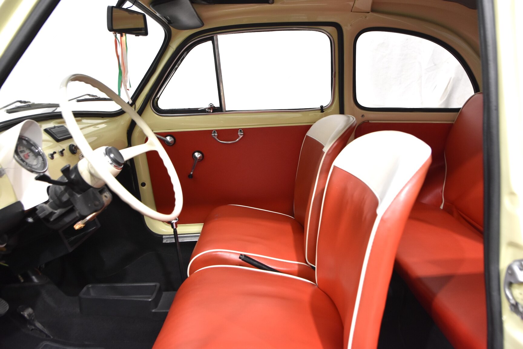 Interiörbild 1968 Fiat 500