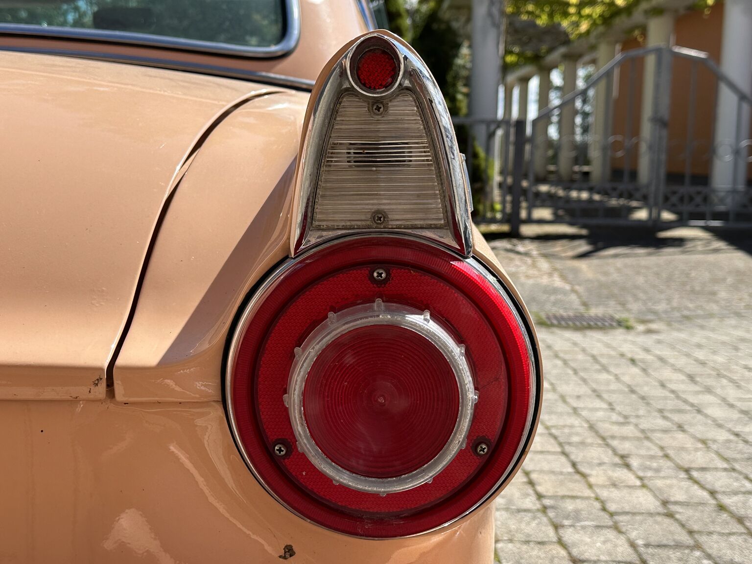 Exteriörbild på 1956 Ford Thunderbird Convertible