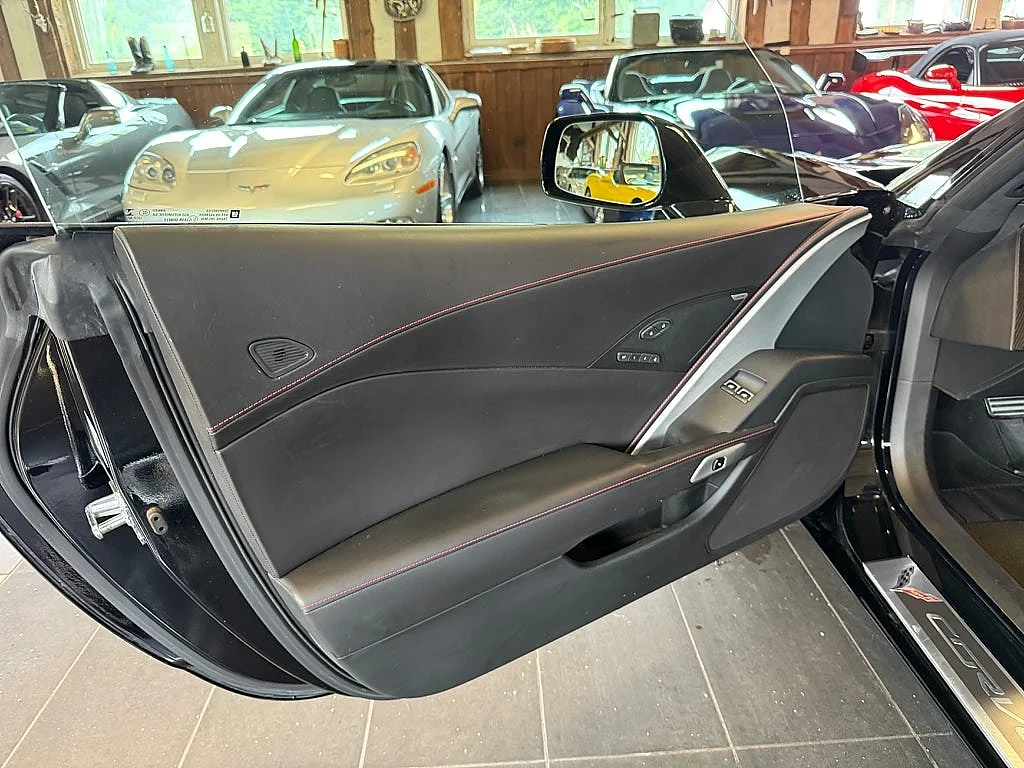 Bild von 2017 Chevrolet Corvette (21)
