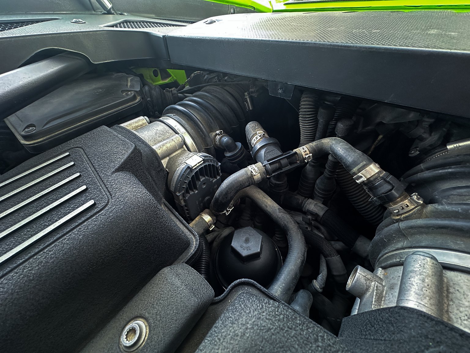 Image of 2016 Lamborghini Huracan LP-610-4 mechanics