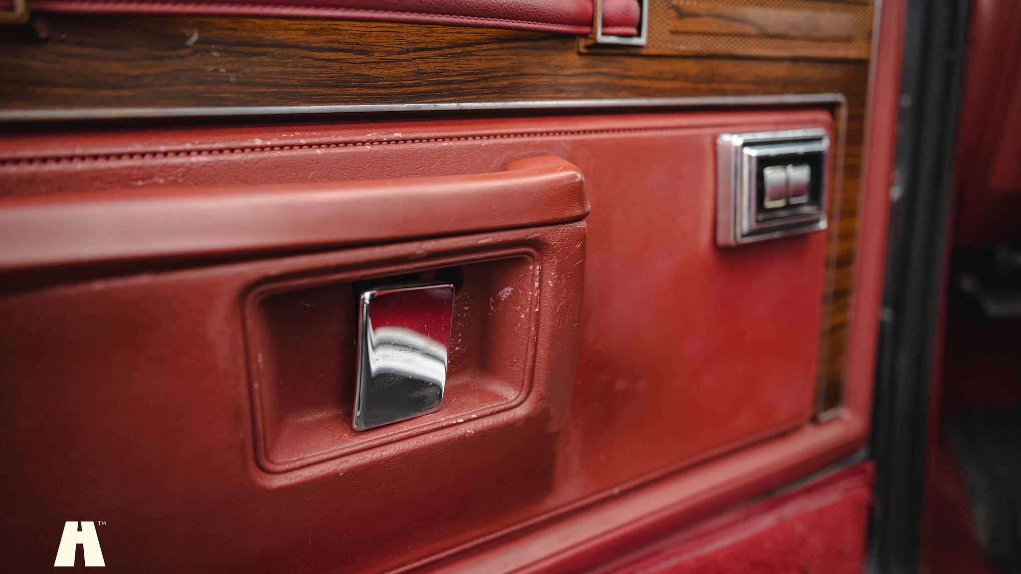 Interior image of 1986 Dodge Ramcharger
