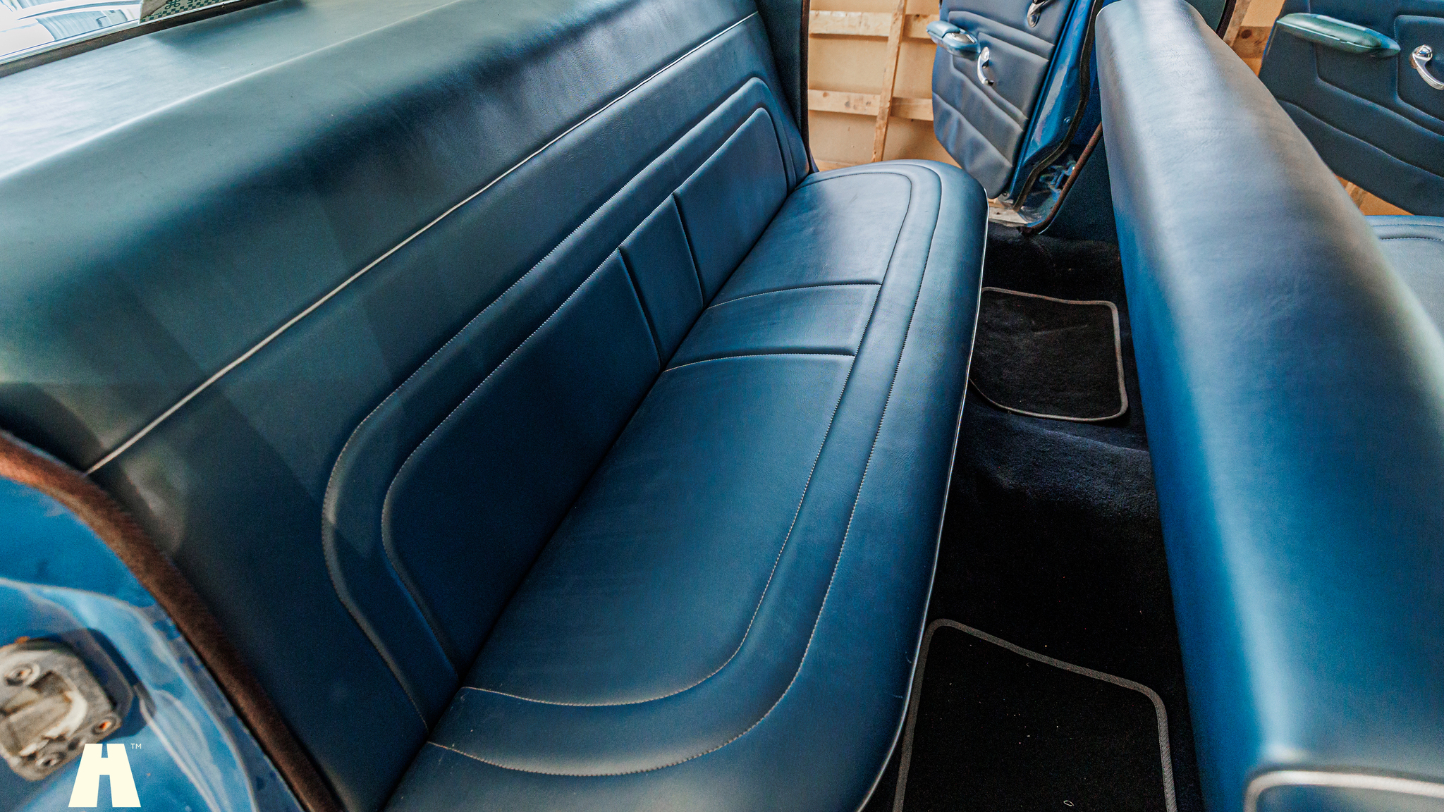 Interior image of 1959 Chevrolet Impala 348