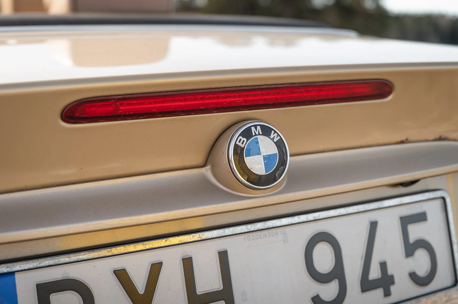 Exteriörbild på 2001 BMW 330 Ci (36)