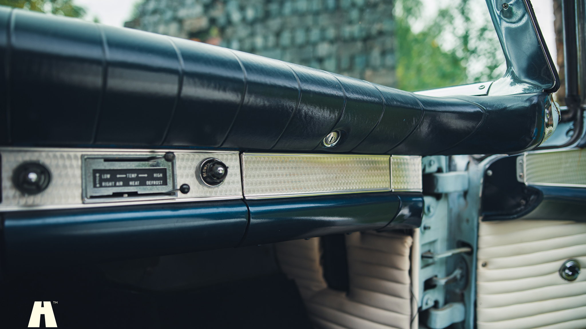 Interiörbild 1957 Ford Thunderbird D-Code