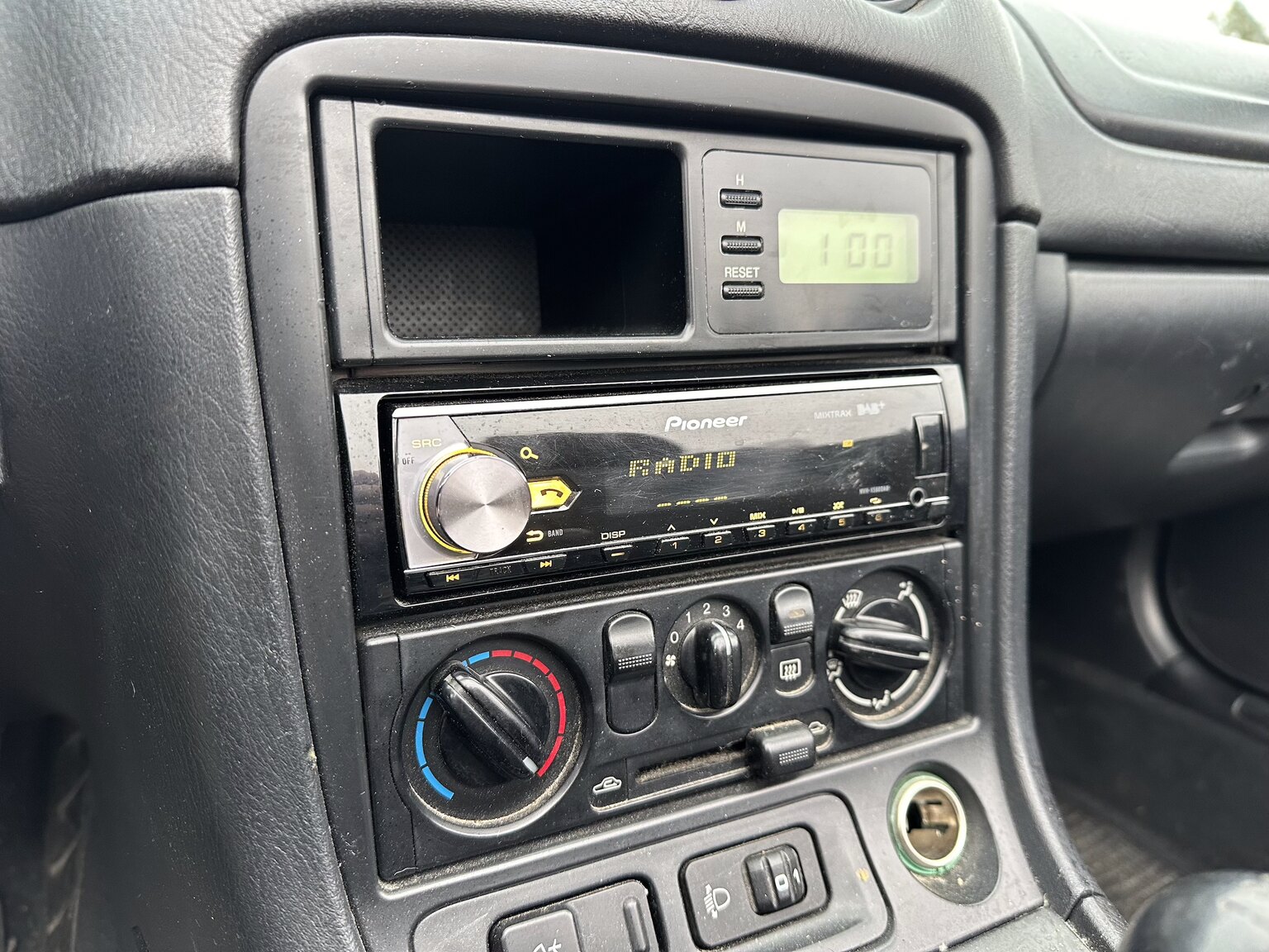 Innenraumfoto von 1998 Mazda Miata MX-5 NB