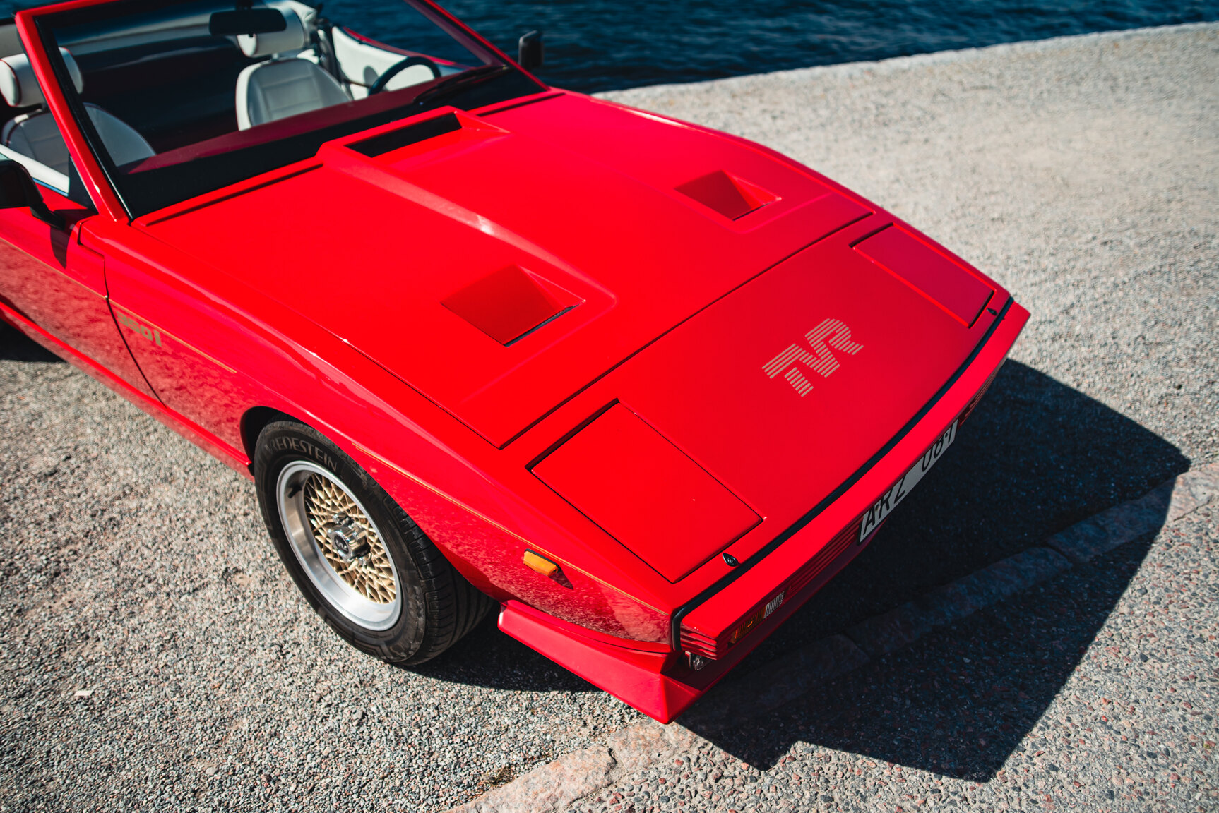 Exteriörbild på 1985 TVR 350i Cabriolet 3.5 V8