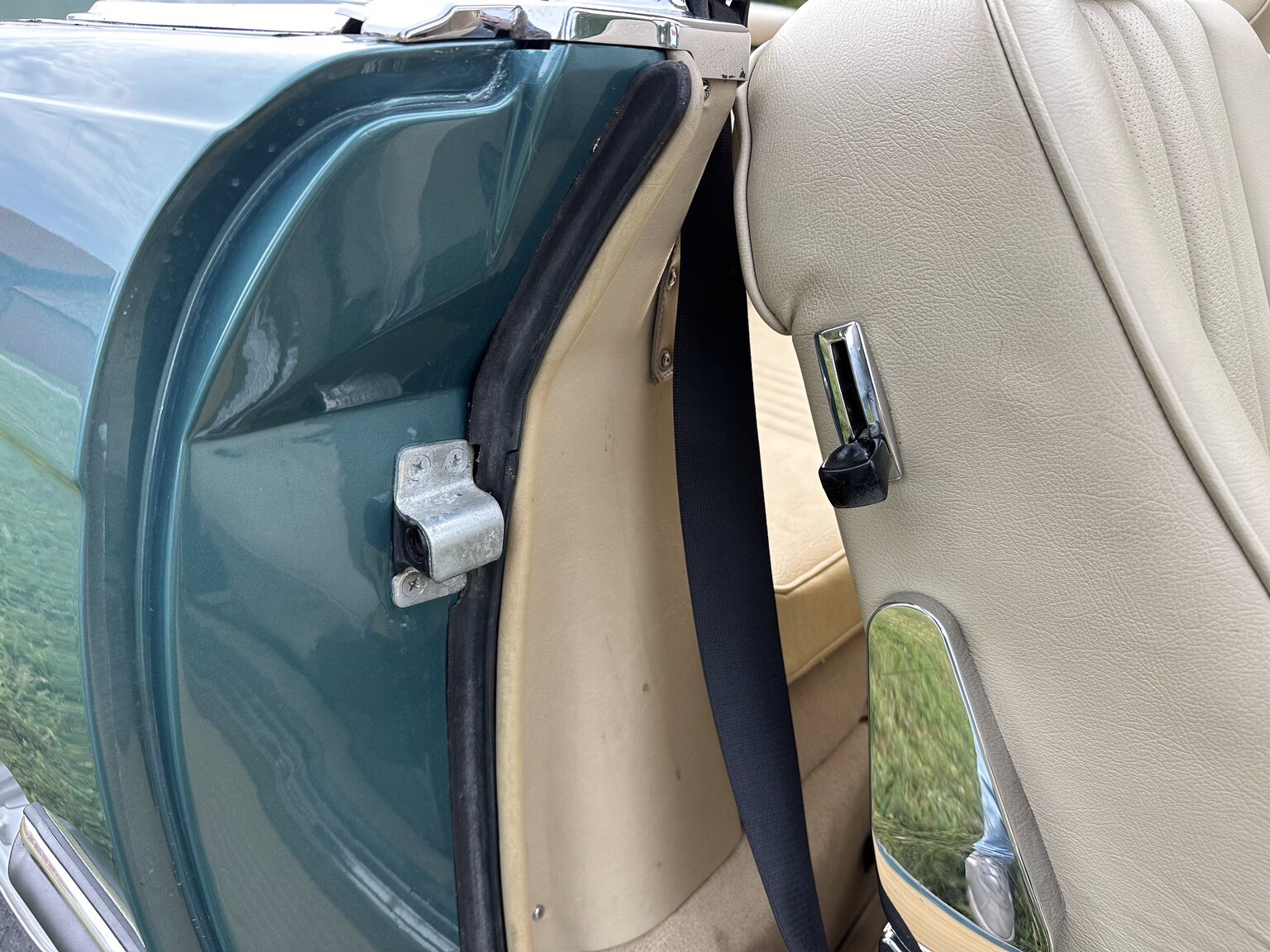 Interiörbild 1985 Mercedes-Benz 380 SL