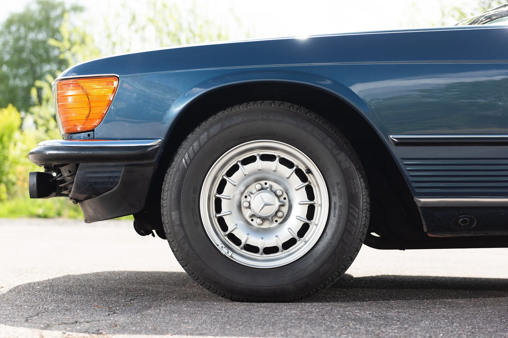 Aussenfoto 1975 Mercedes Benz 350 SL (62)