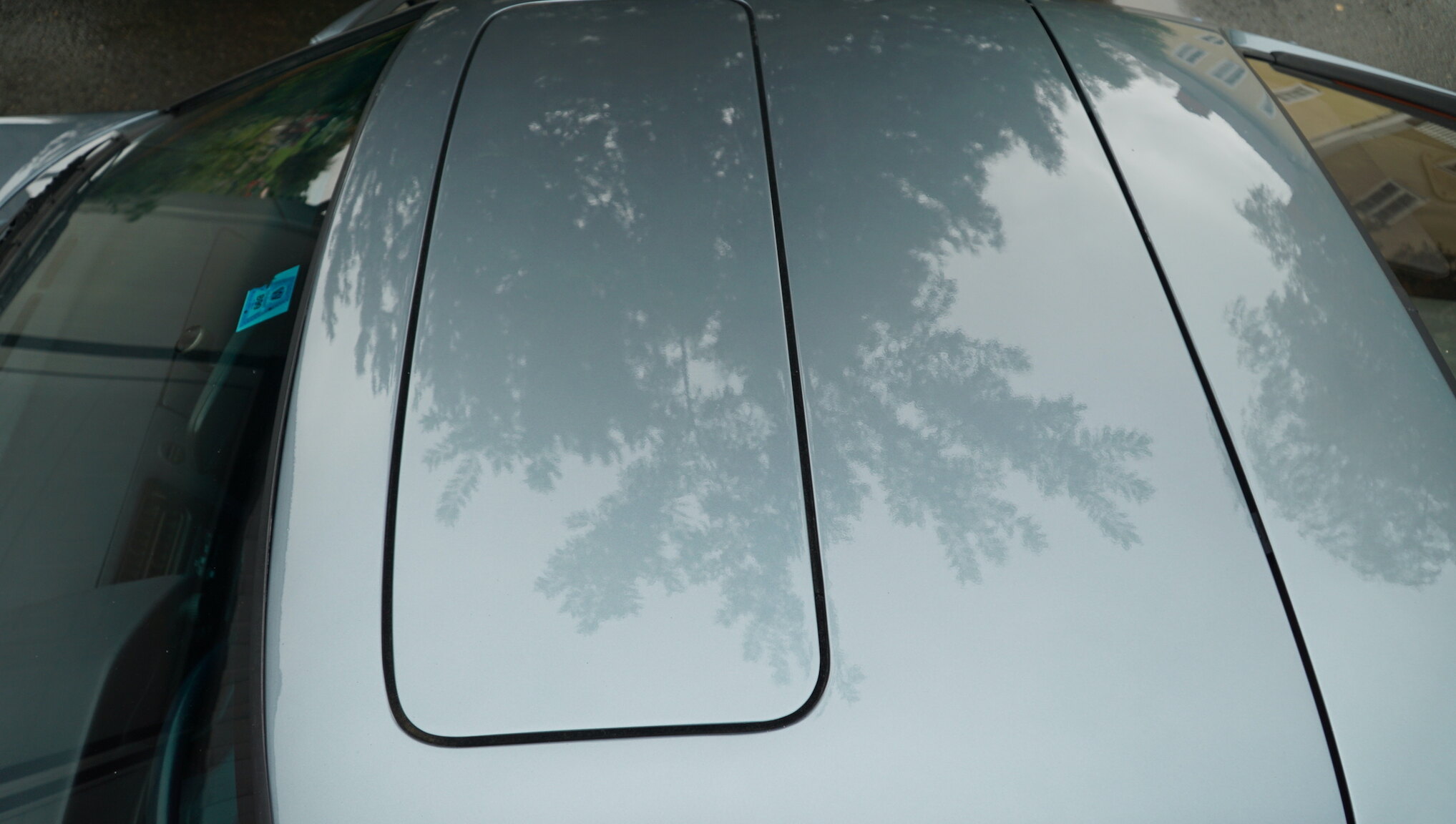 Exteriörbild på 1983 Porsche 928S (70)