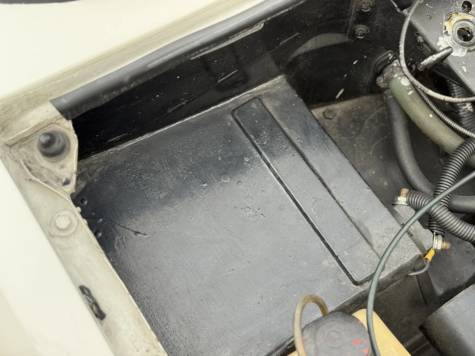 Image of 1970 Triumph TR6 Hardtop  (19) mechanics