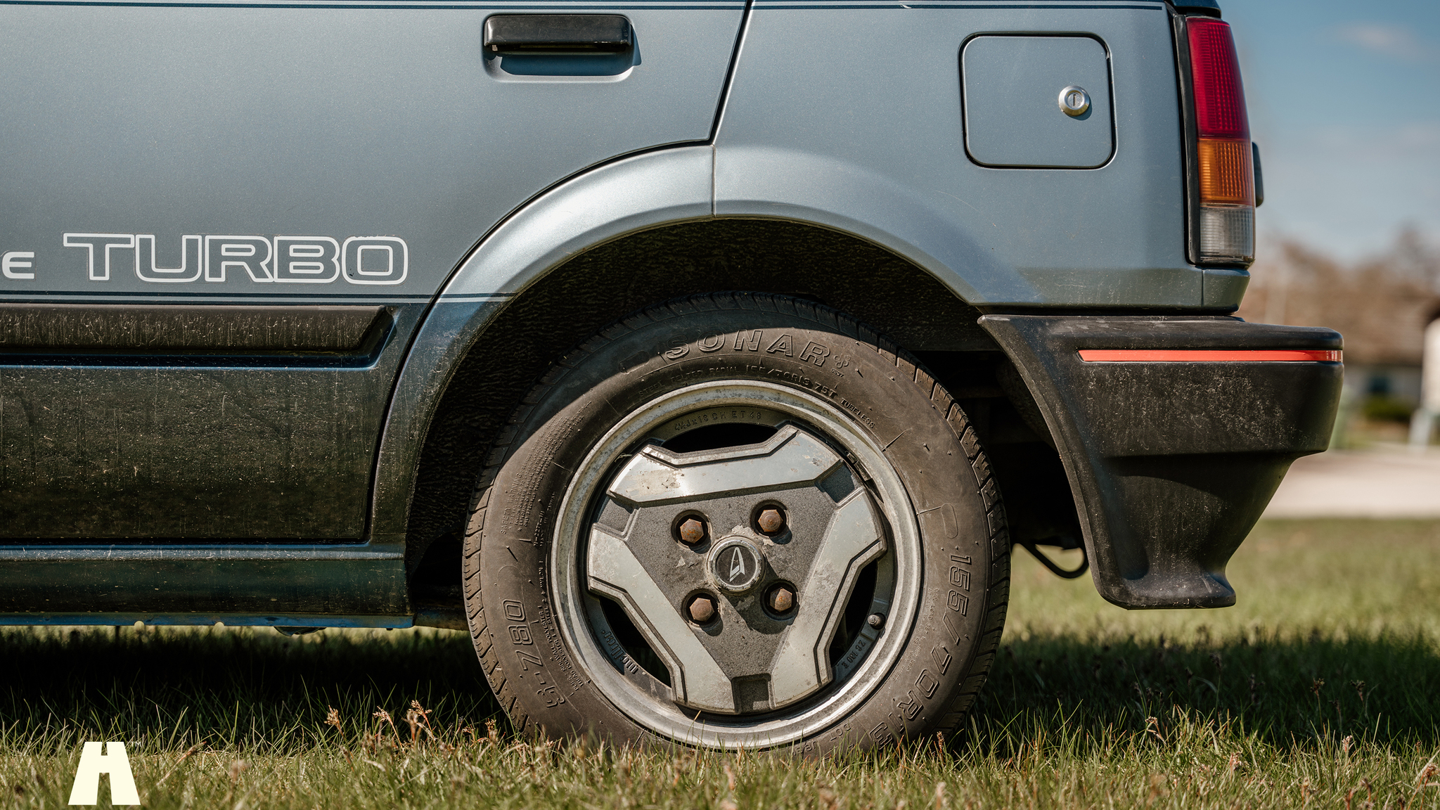 Exteriörbild på 1986 Daihatsu Charade Turbo
