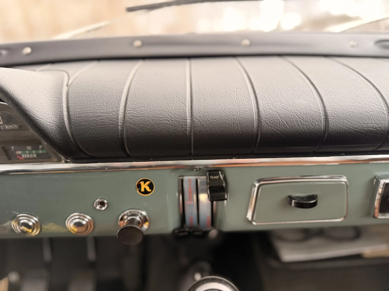 Interior image of 1968 Volvo Amazon 121 P220 (10)