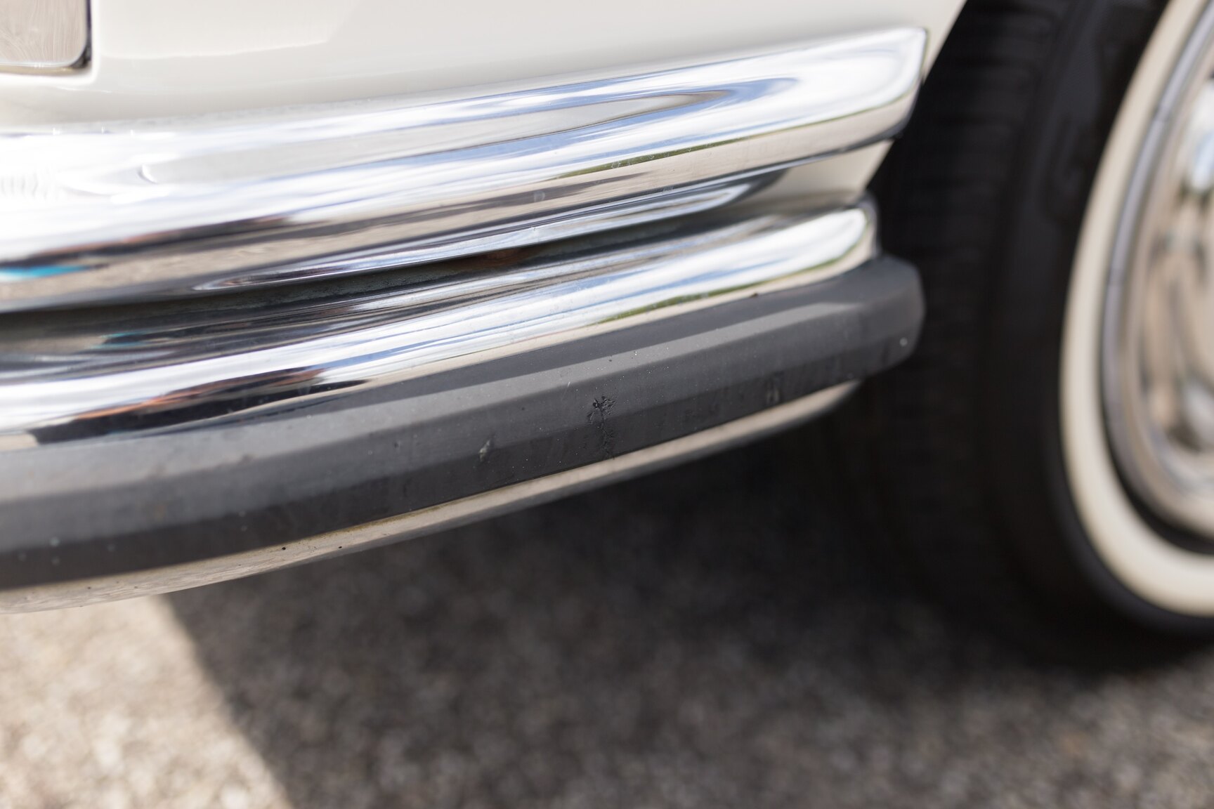 Exteriörbild på 1966  Mercedes-Benz 250 