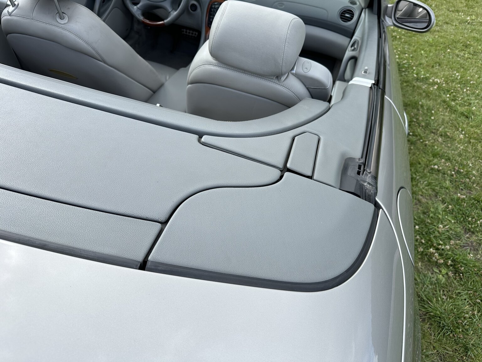 Interiörbild 2003 Mercedes Benz SL 500