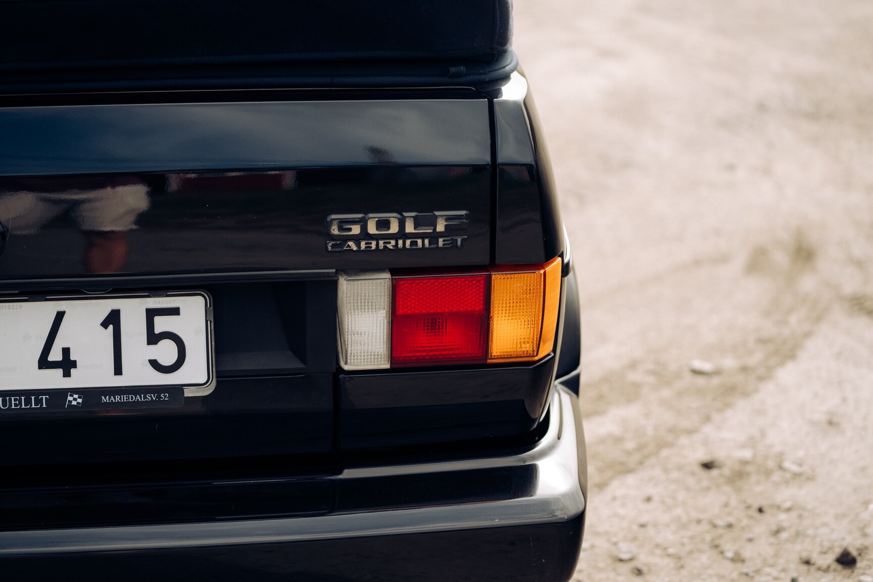 Exterior image of 1991 VW Golf Cabriolet "Etienne Aigner Edition"