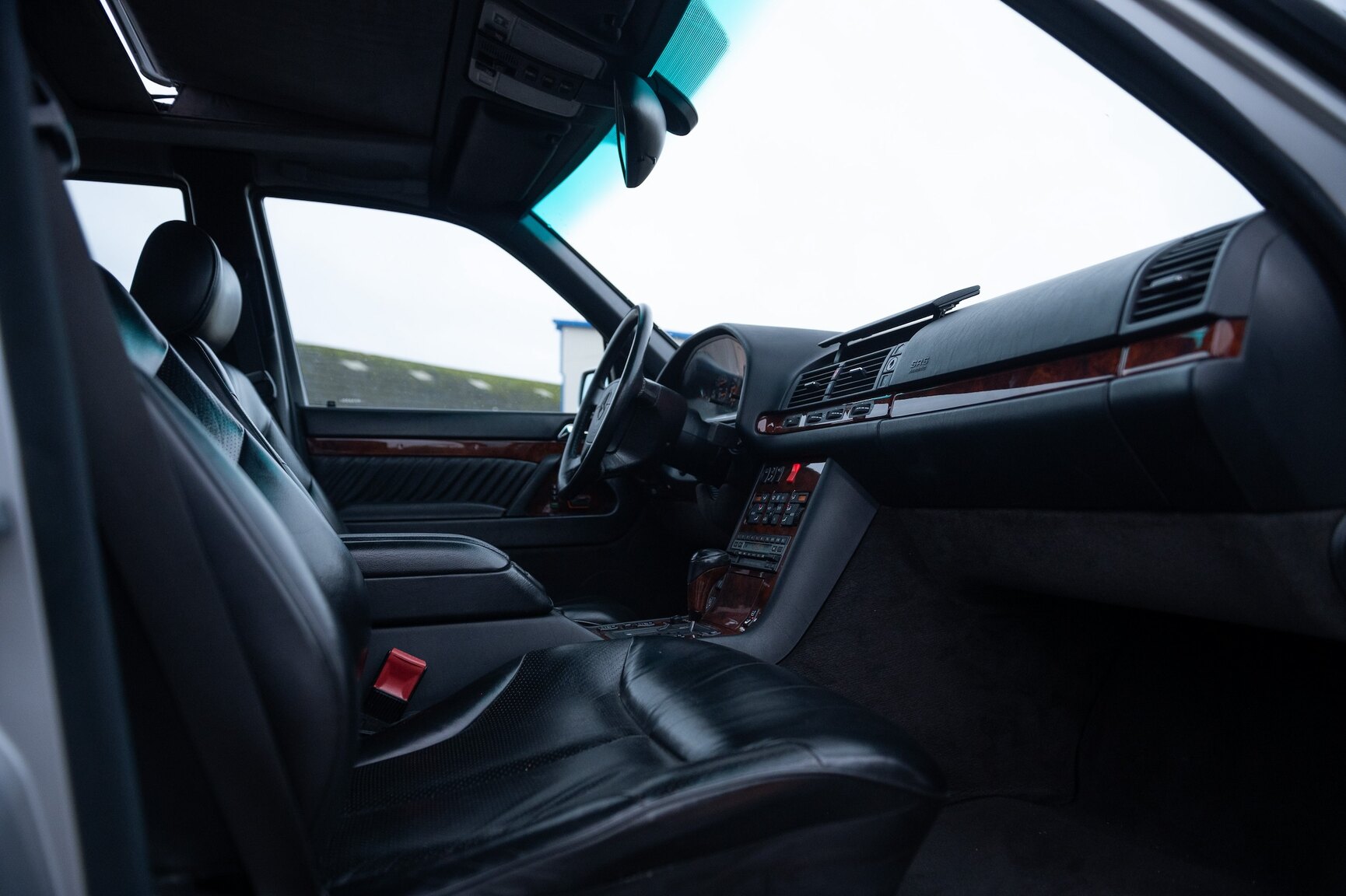 Innenraumfoto von 1992 Mercedes-Benz 500 SE