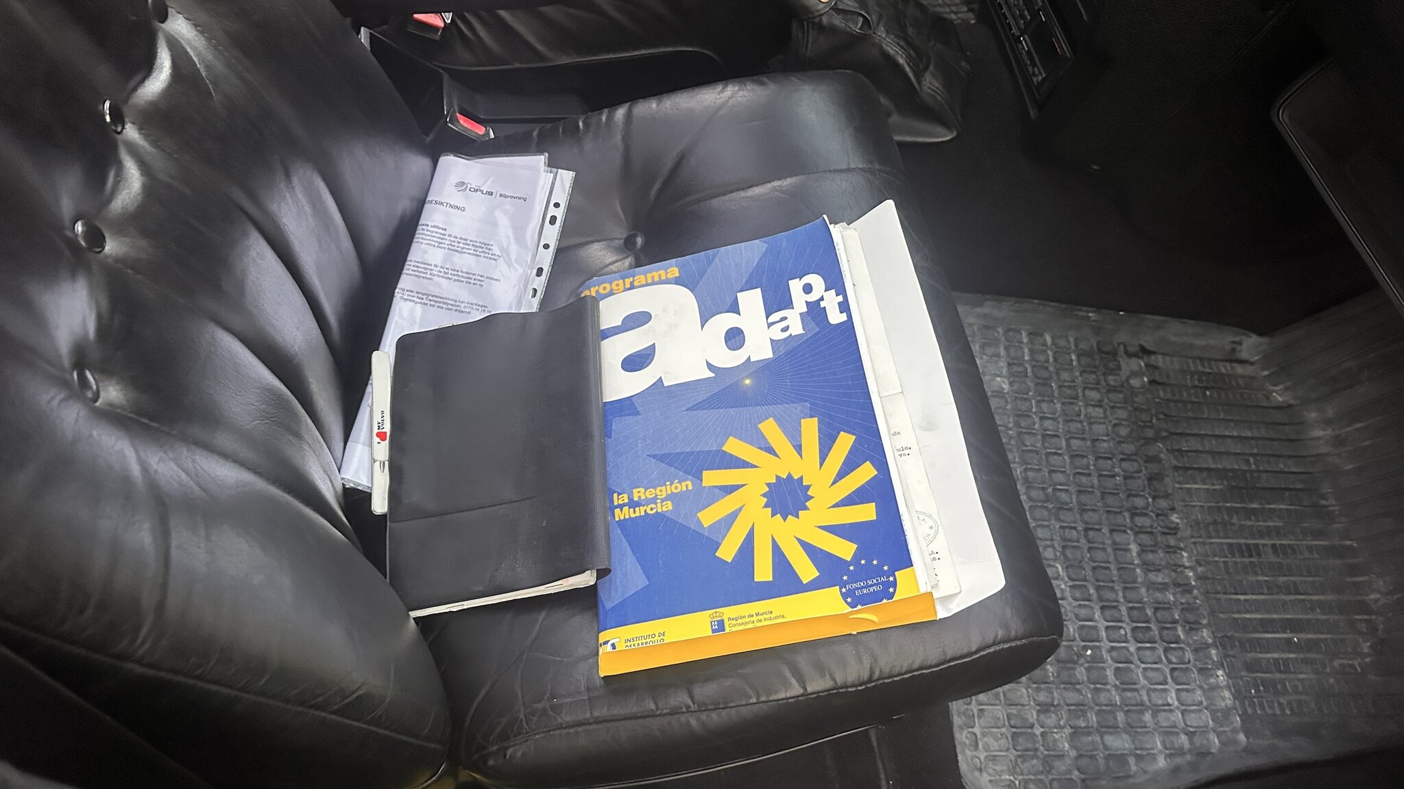 Interiörbild 1981 Volvo 244 GLE D6
