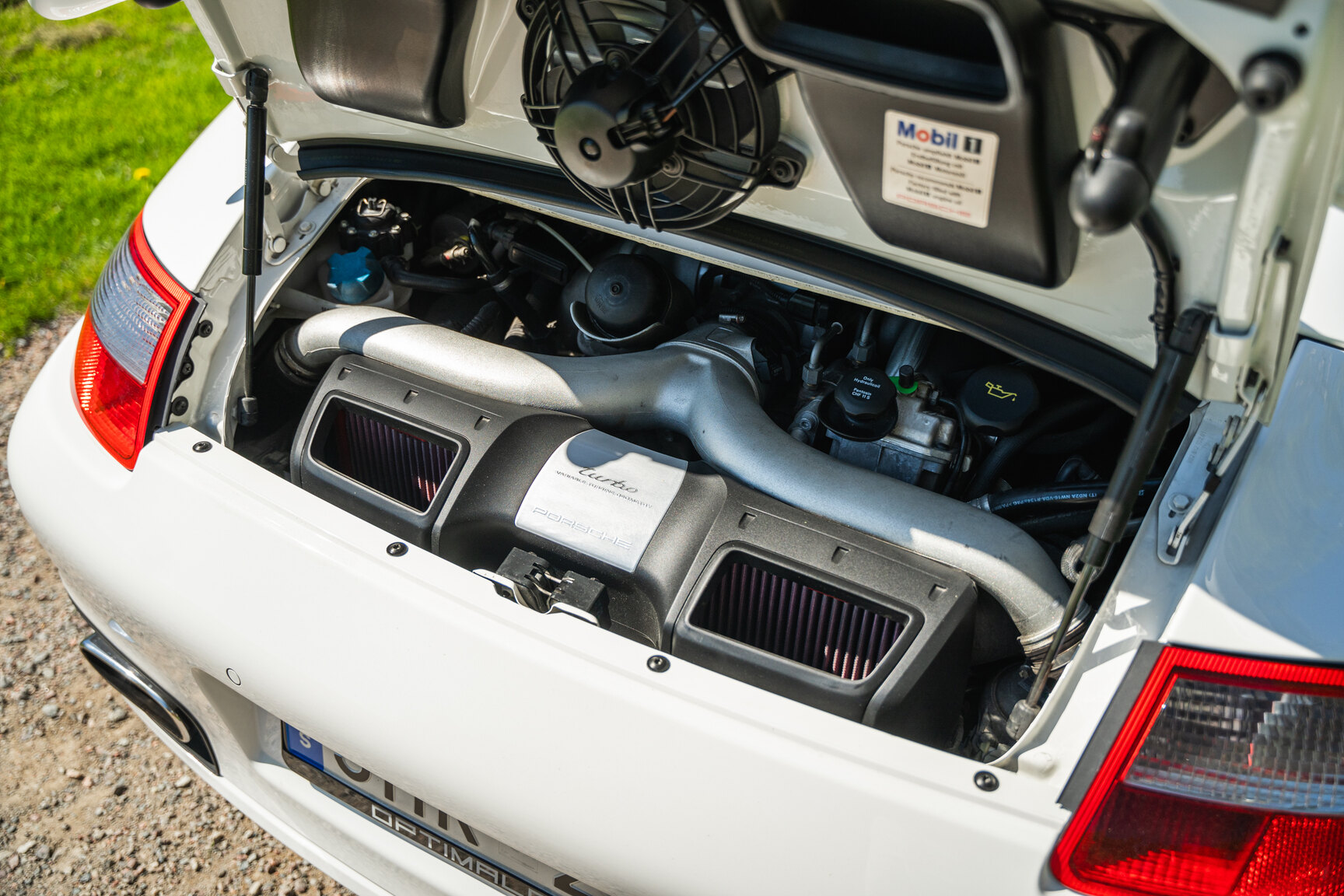 Image of 2008 Porsche 911 Turbo Cabriolet mechanics (1)