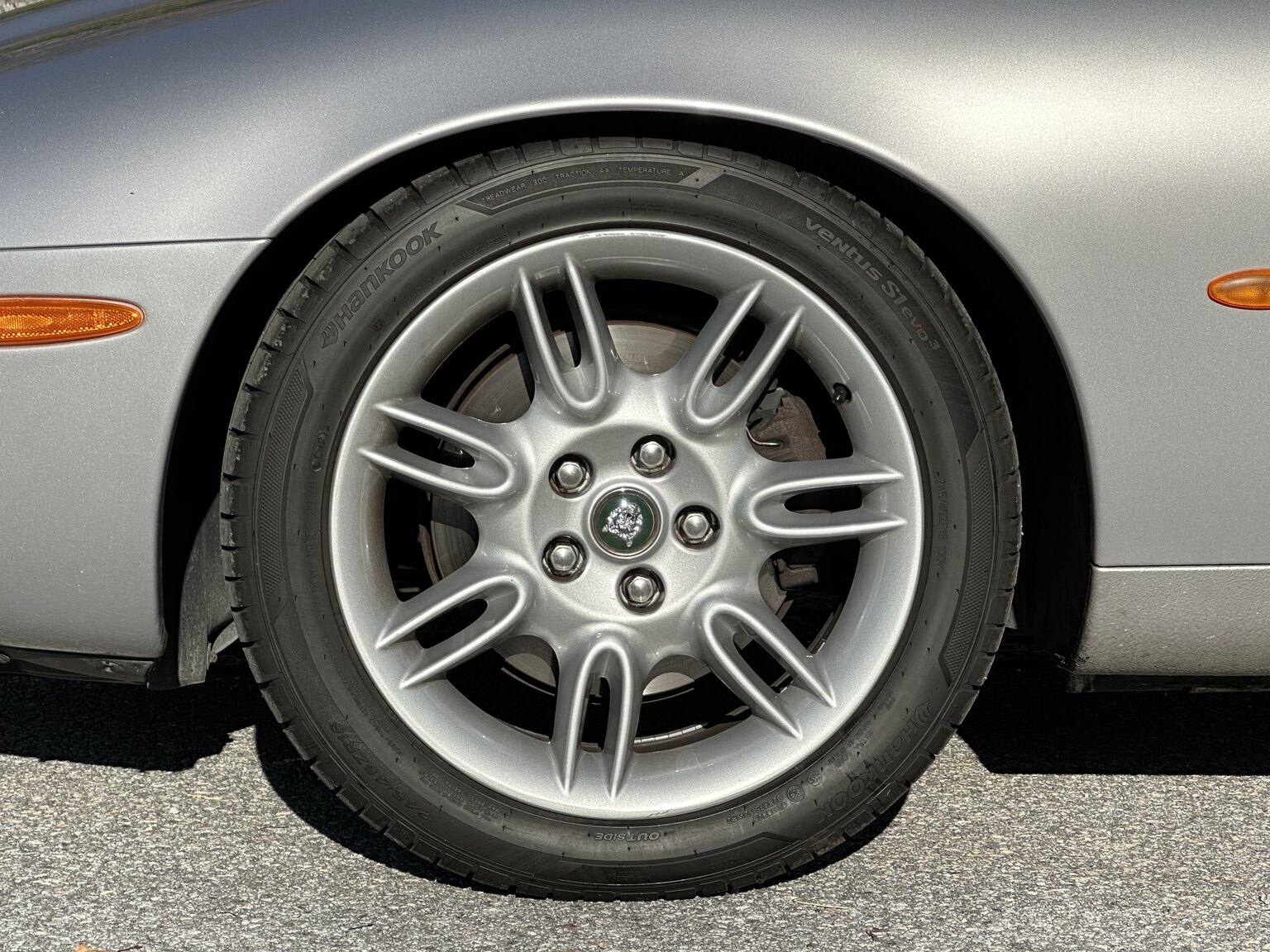Aussenfoto 2000 Jaguar XK 8