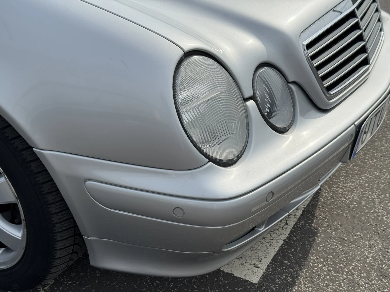 Aussenfoto 2001 MERCEDES-BENZ CLK 230 Kompressor Cabriolet (45)
