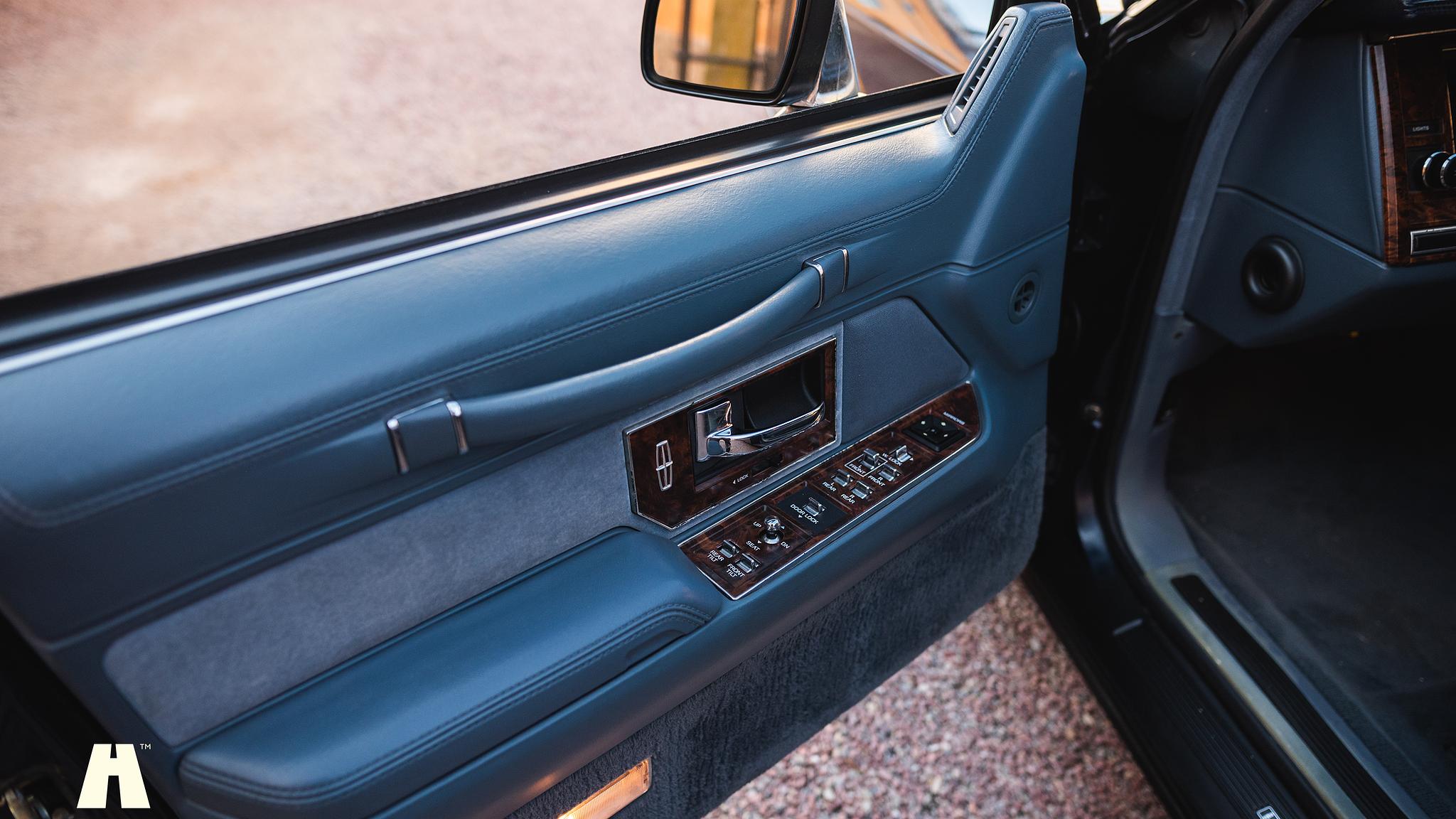 Interiörbild 1992 Lincoln Town Car Limousine 