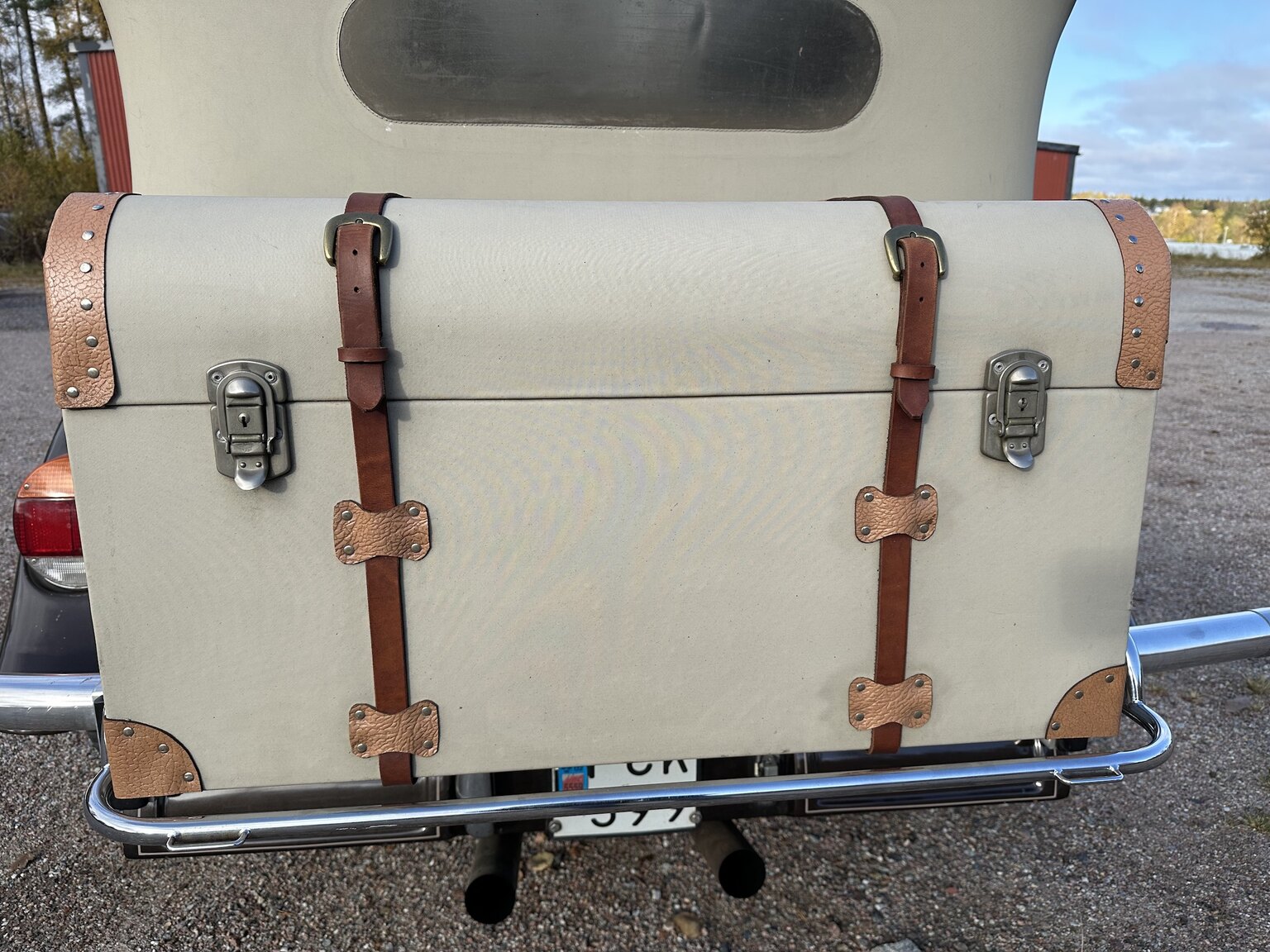 Aussenfoto 1975 Excalibur Phaeton series III  (44)