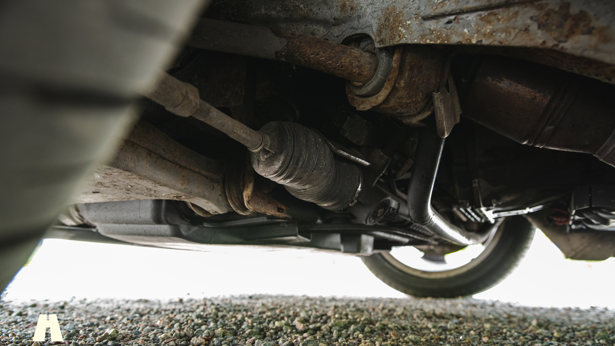 Image of 2000 Mercedes E430 mechanics