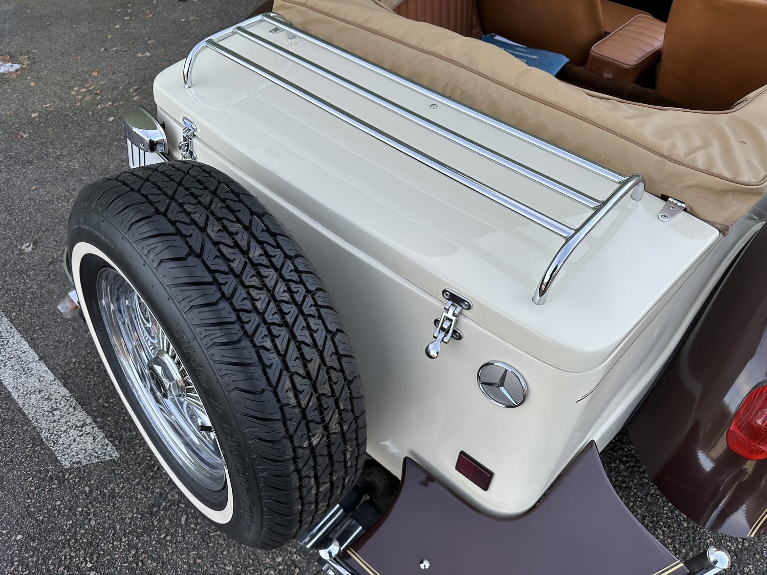 Exteriörbild på 1971 MB Gazelle