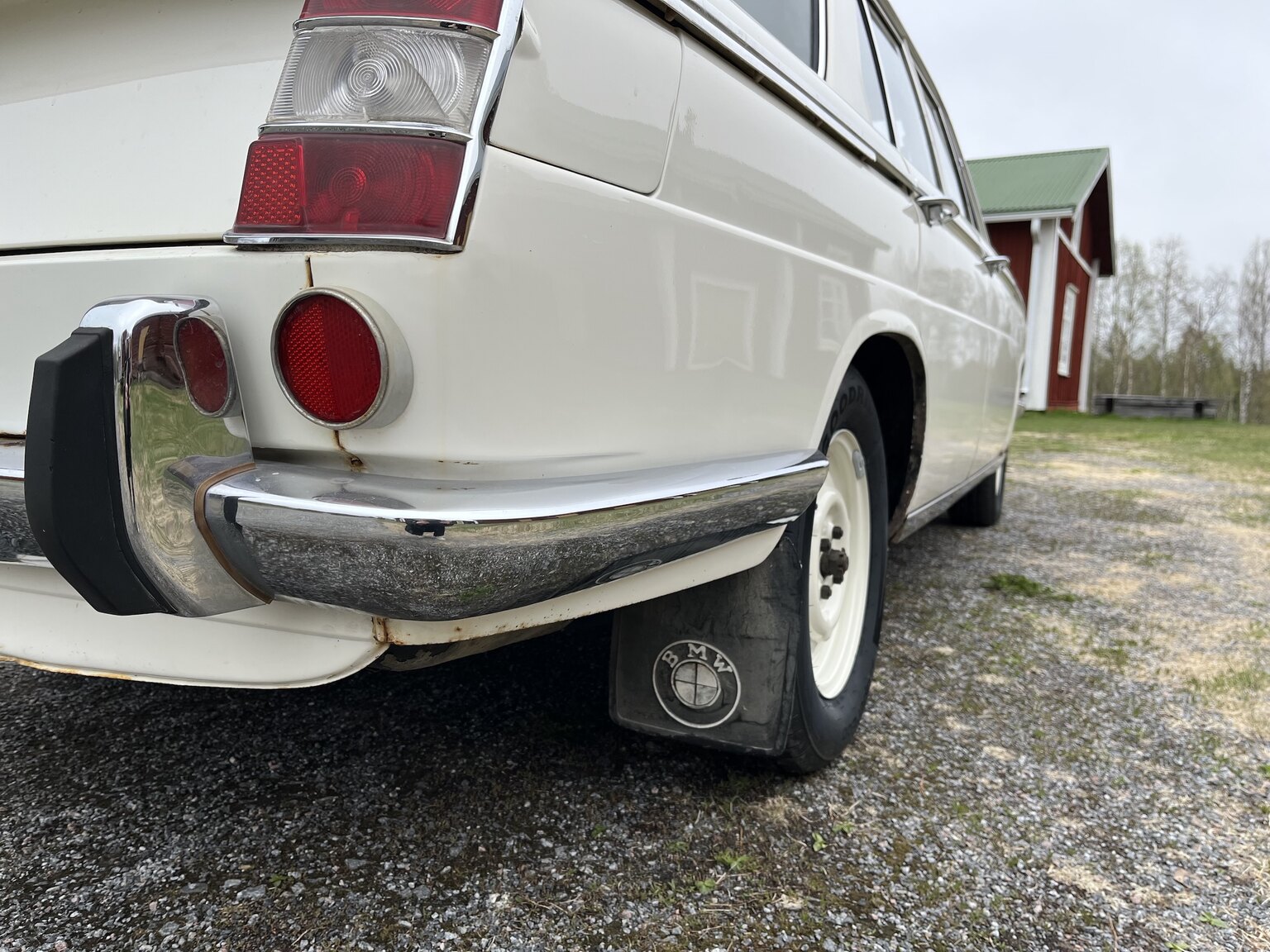 Exterior image of 1965 BMW 1800