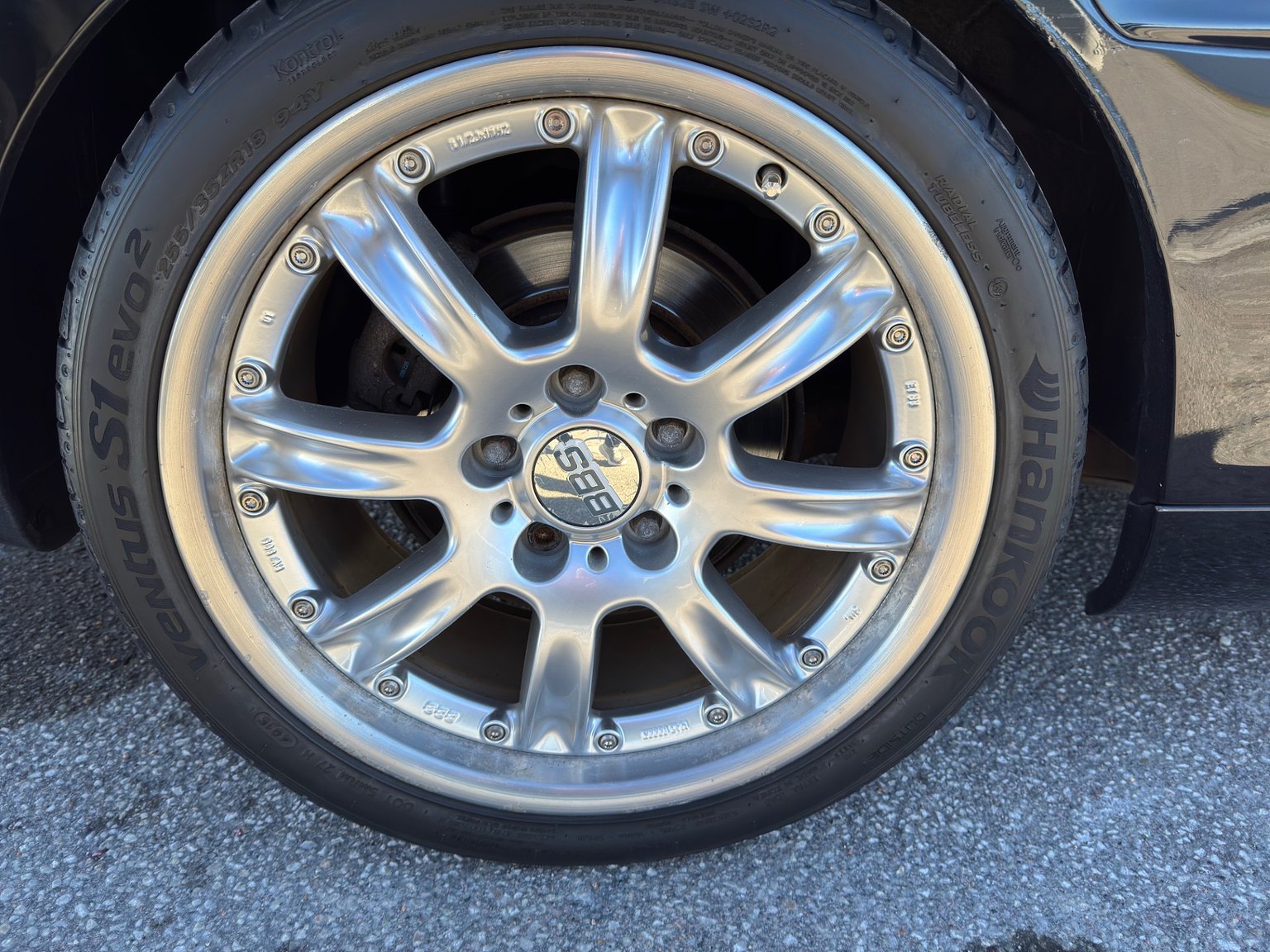 Exteriörbild på 2001 BMW 325IA CAB