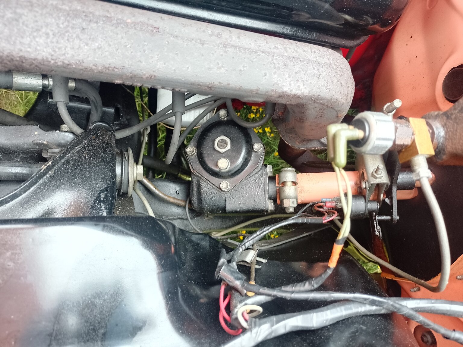 Image of 1957 Ford Fairlane 500 Skyliner Retract mechanics