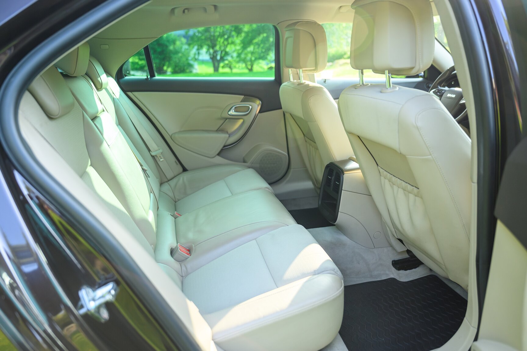 Interior image of 2011 SAAB 9-5 Biopower