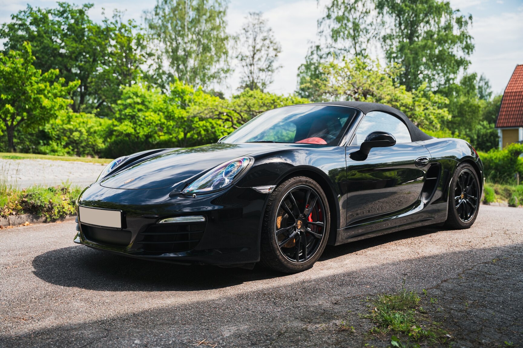 Exterior image of 2013 Porsche Boxster S (2)