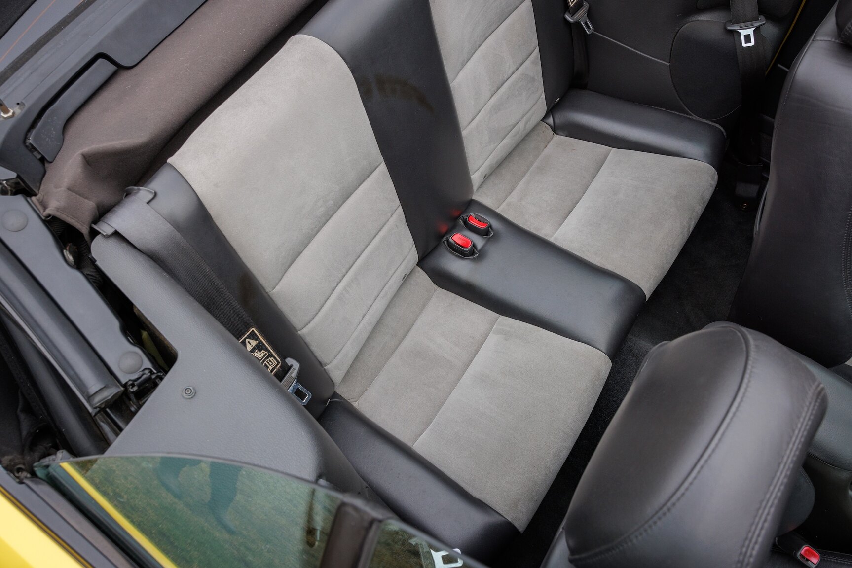 Interiörbild 2003 Ford Mustang SVT Cobra