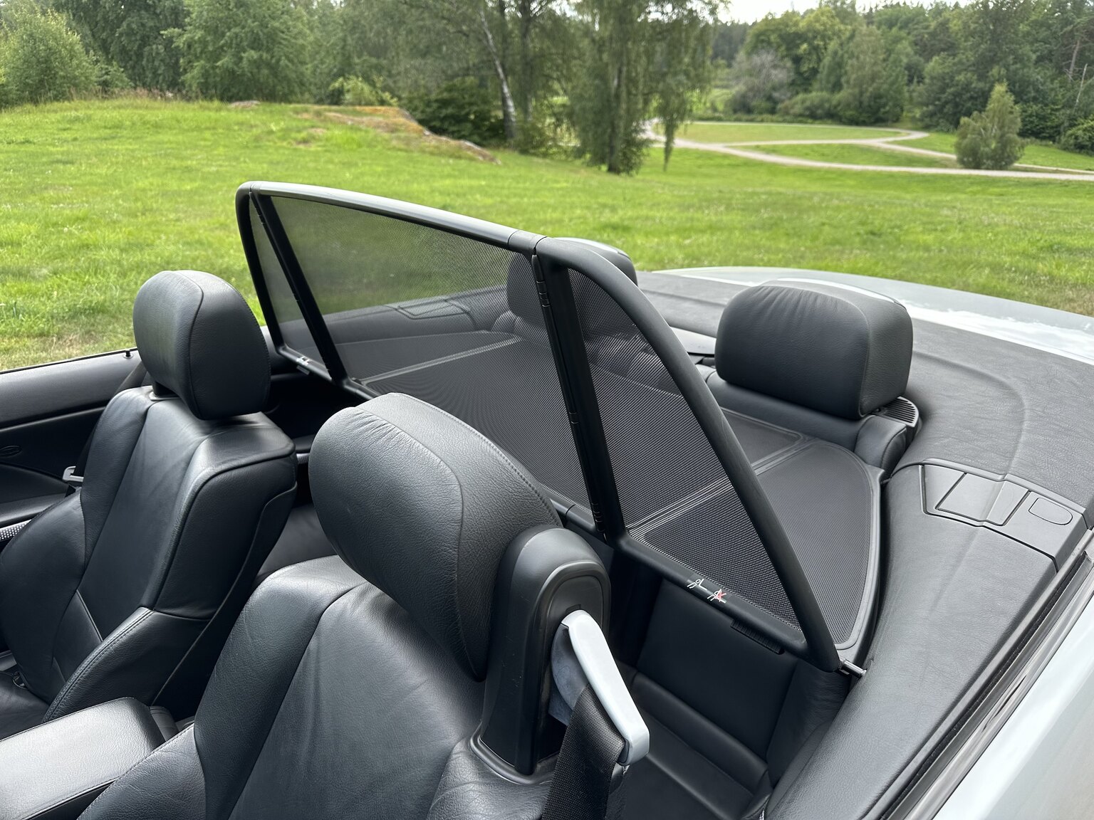 Innenraumfoto von 2005 BMW 330Ci