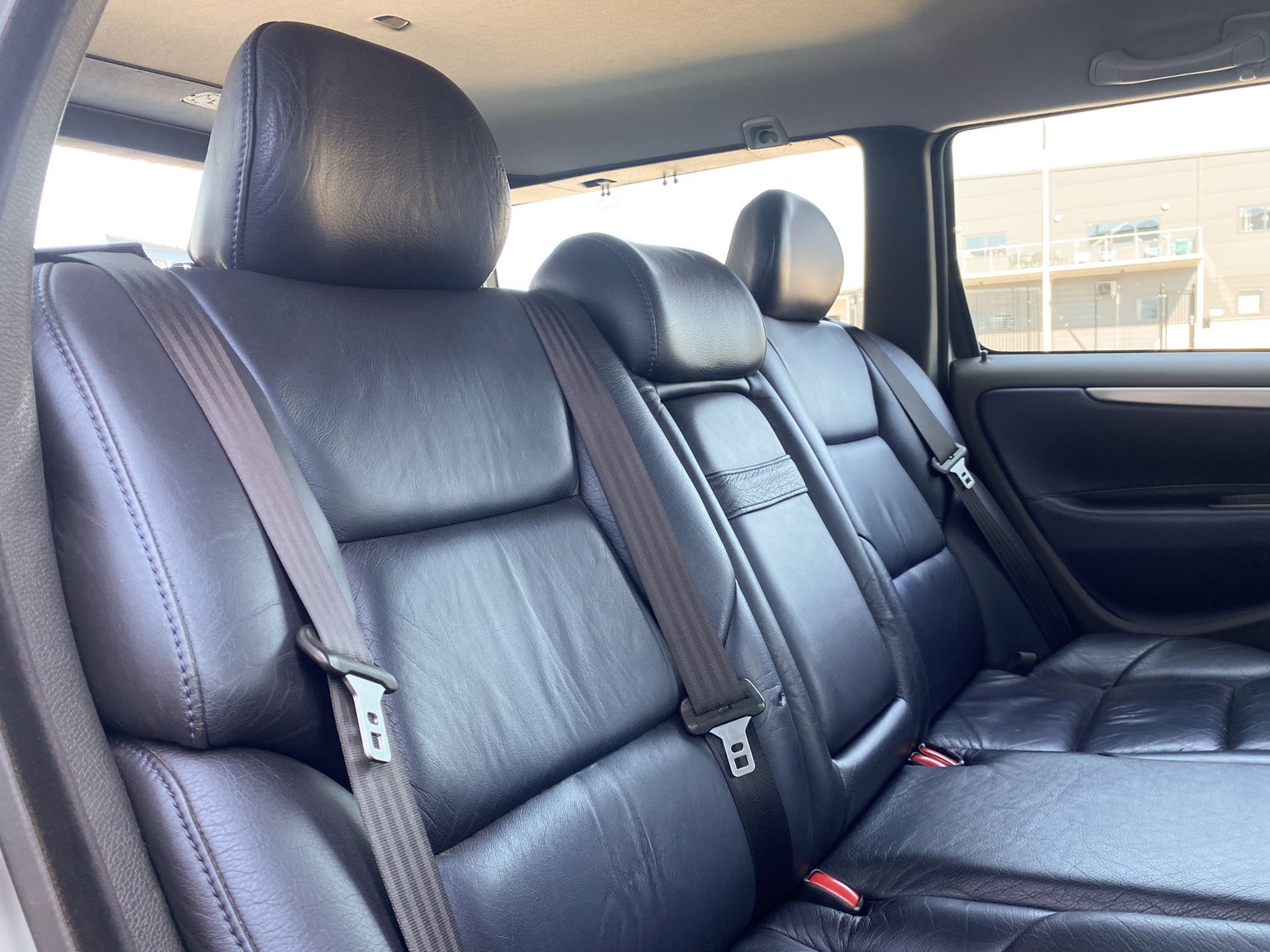 Innenraumfoto von 2005 Volvo V70 R AWD (32)