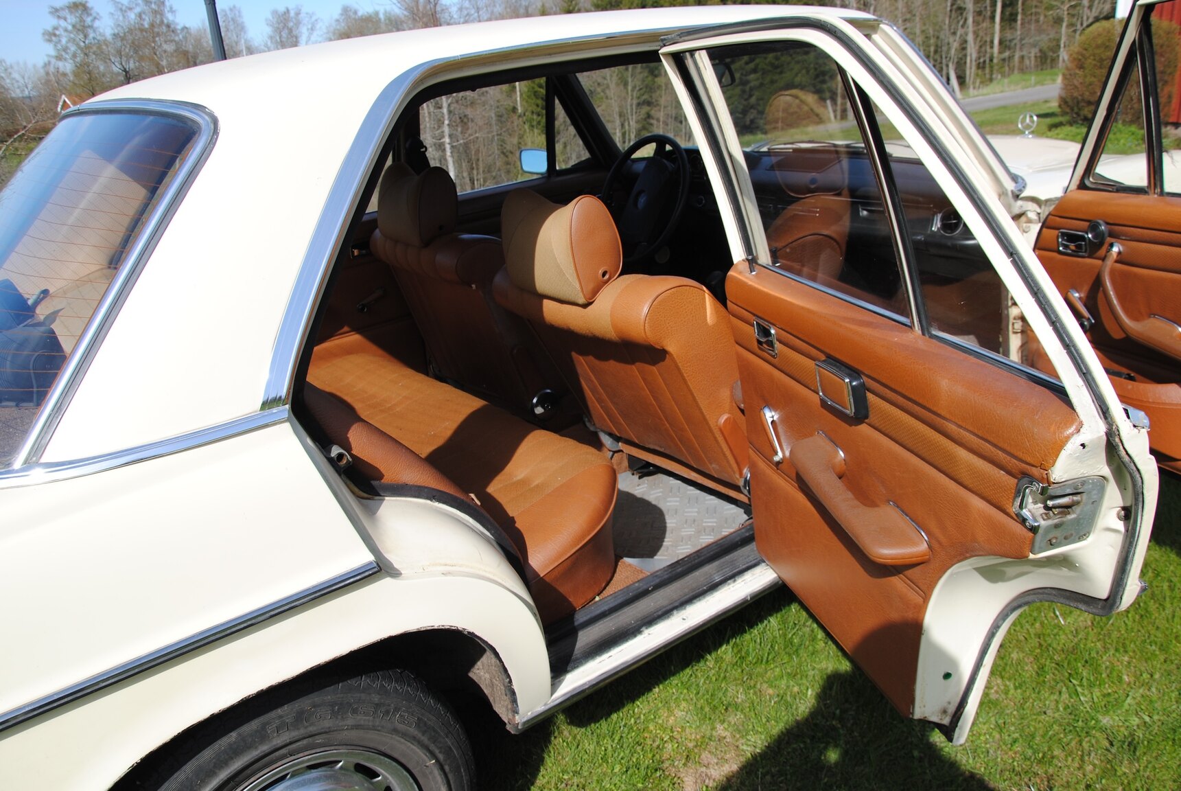 Interiörbild 1971 Mercedes-Benz 220D