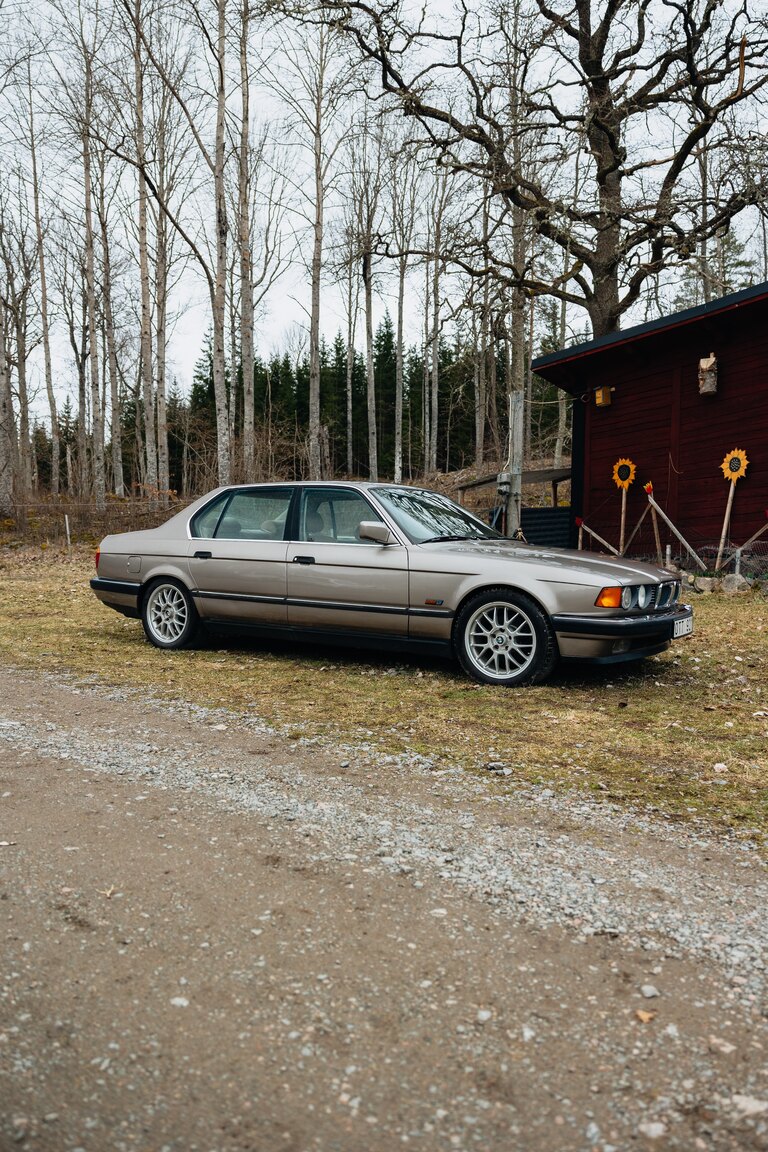 Aussenfoto 1990 BMW 750iL (2)