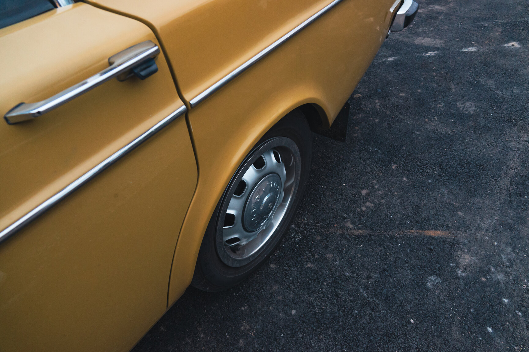 Exteriörbild på 1971 Volvo 144 2.0 Automat