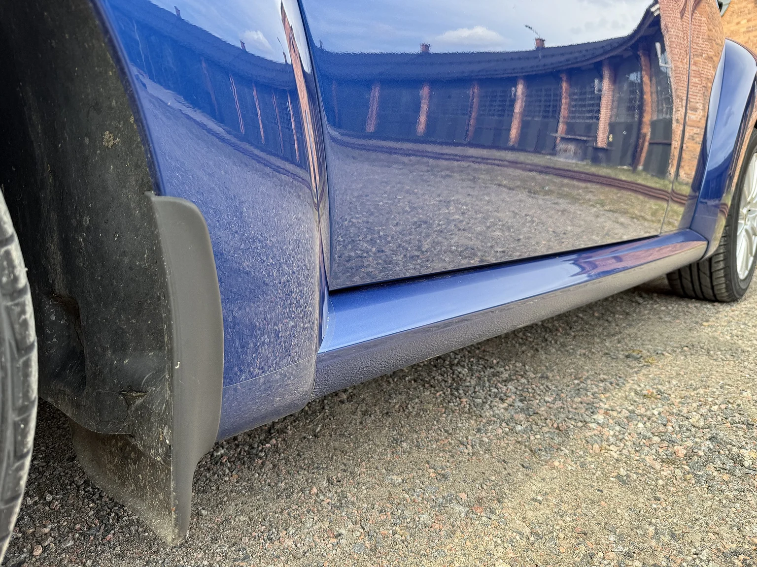 Exterior image of 2007 VW Beetle 1600 Cabriolet  (43)