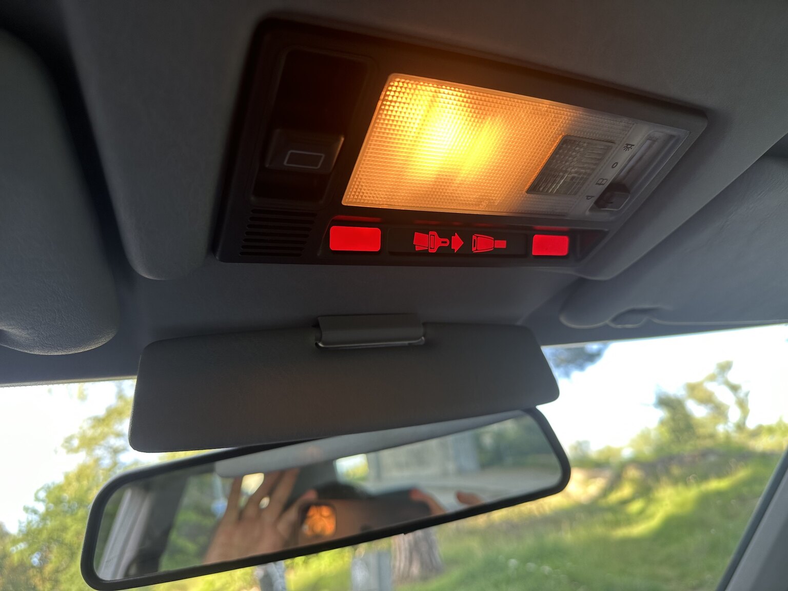 Interior image of 1989 Mercedes-Benz 230E